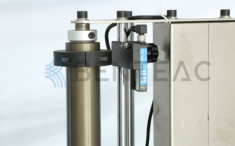 Automatic tension winder