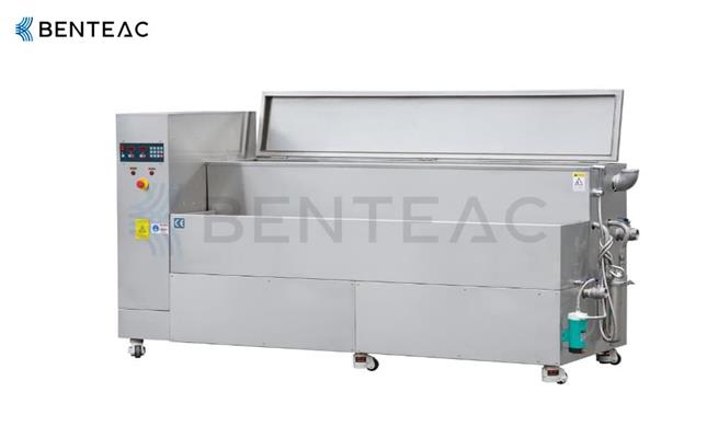 Double-sink ultrasonic cleaning machine