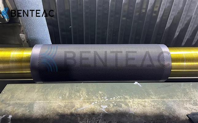Seamless glue roller / flexo